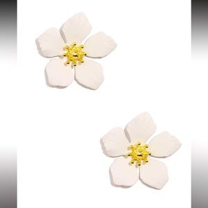 BUTTERCUP FLORAL STUD 18K GOLD PLATED EARRINGS 💖GORGEOUS💖